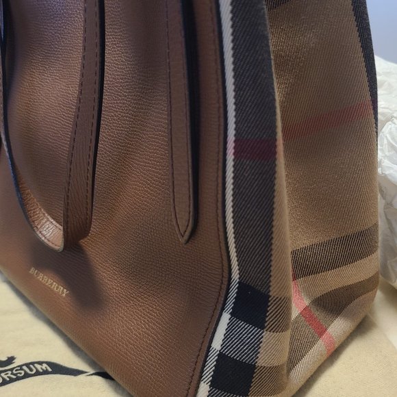 BURBERRY - Picture 5 of 6